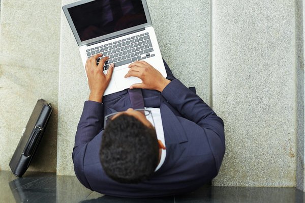 How to Design Real Estate for Enhanced Connectivity in Remote Work Environments?