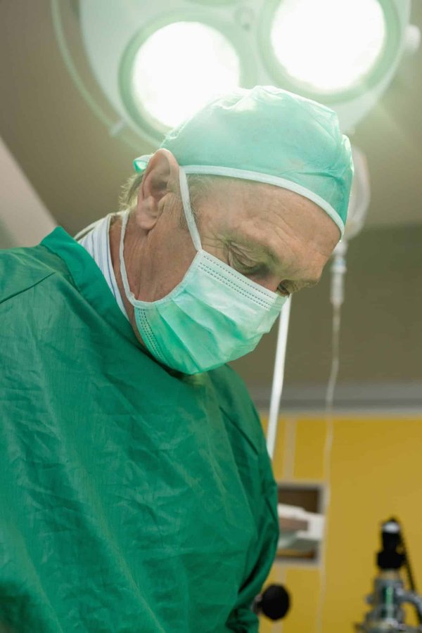 How Are Haptic Feedback Devices Enhancing Training for Surgeons?