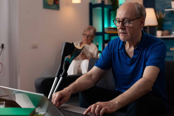 How to Implement a Dynamic Stretching Routine for Baseball Catchers?